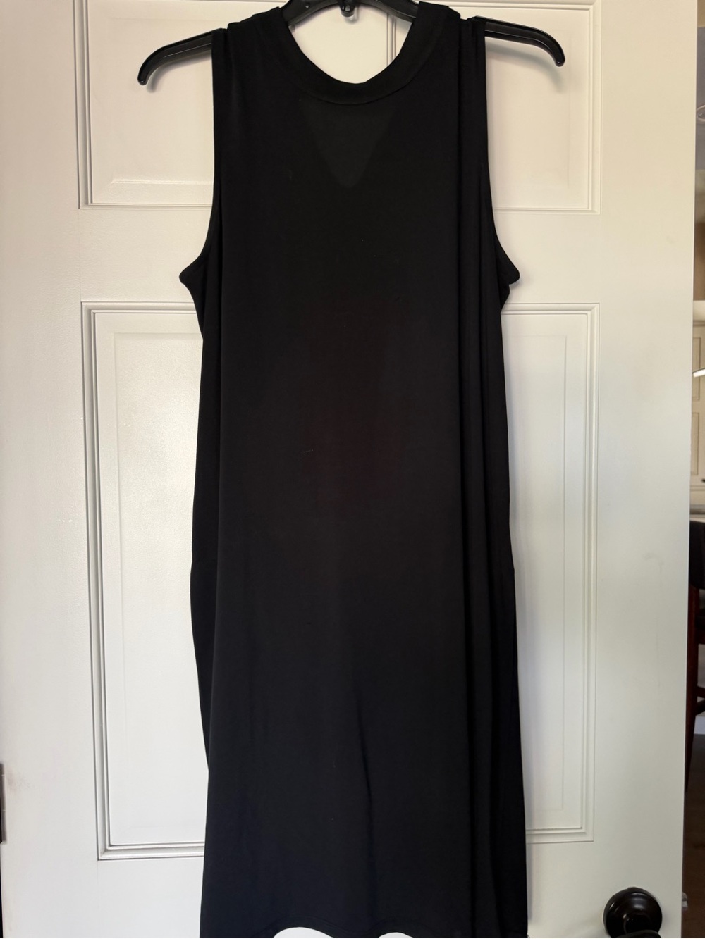 Neiman Marcus Black Sleeveless Midi Dress
